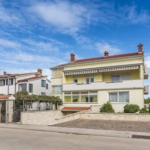 https://alto-apartments.in-istria.net